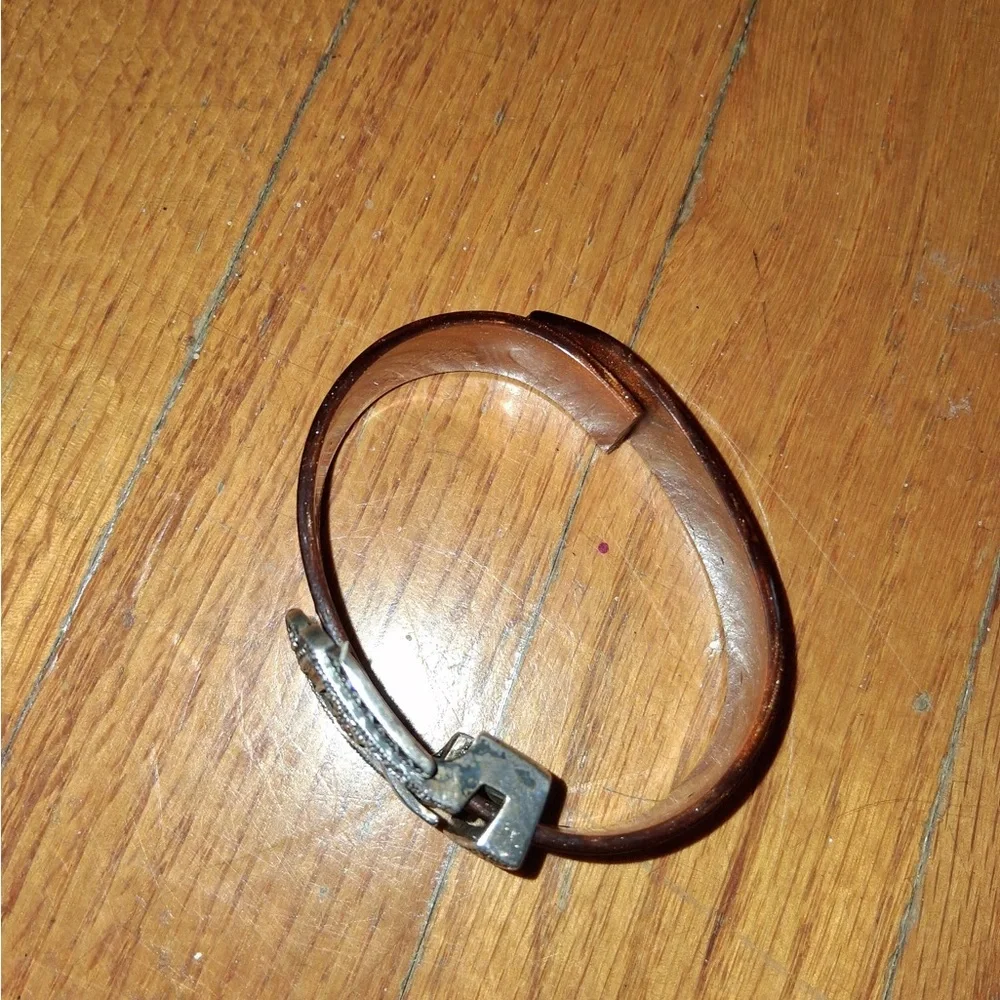 Elegant Brown Wearable Tech Bracelet